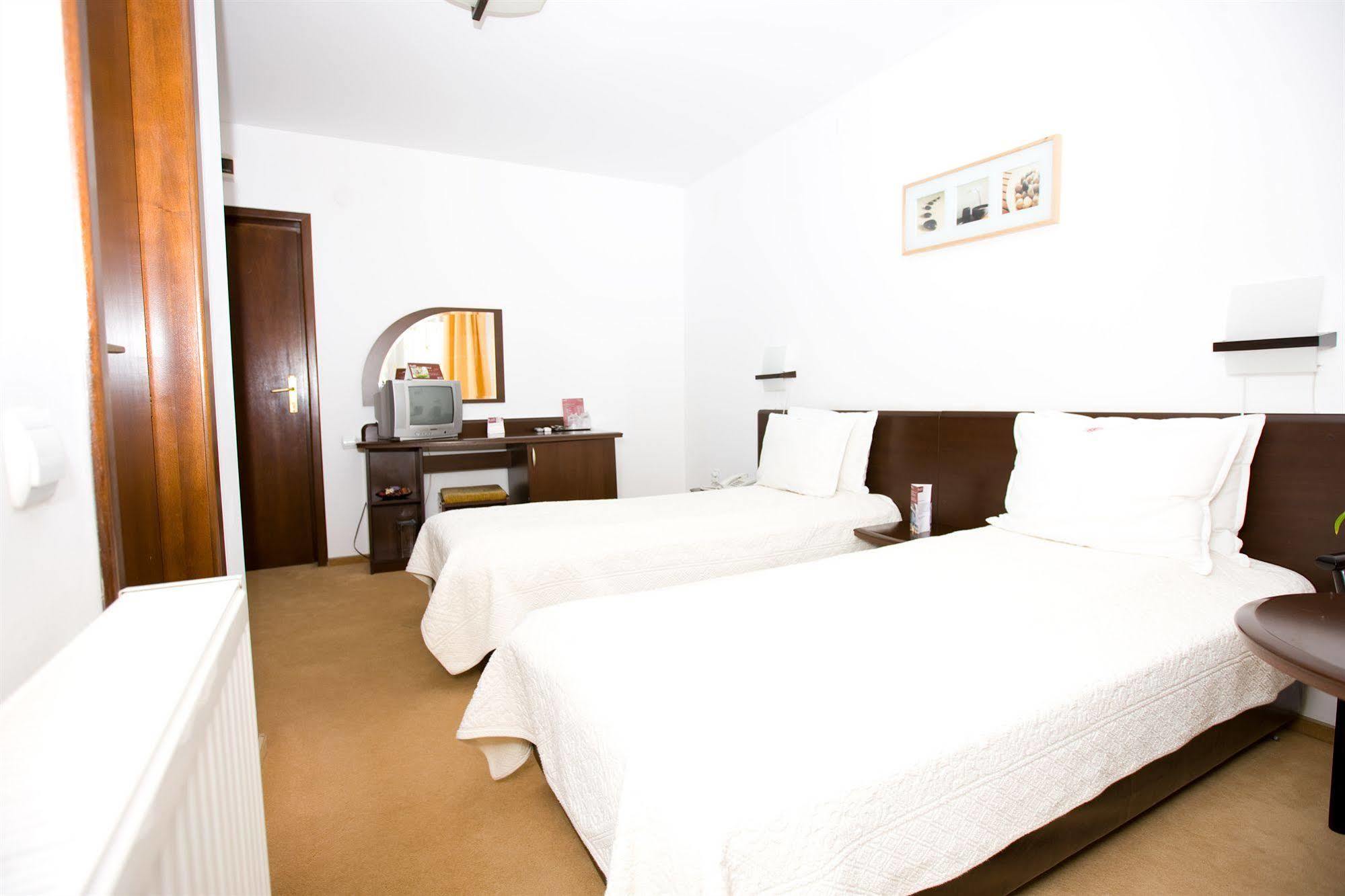 Rubin Hotel Sibiu Ngoại thất bức ảnh